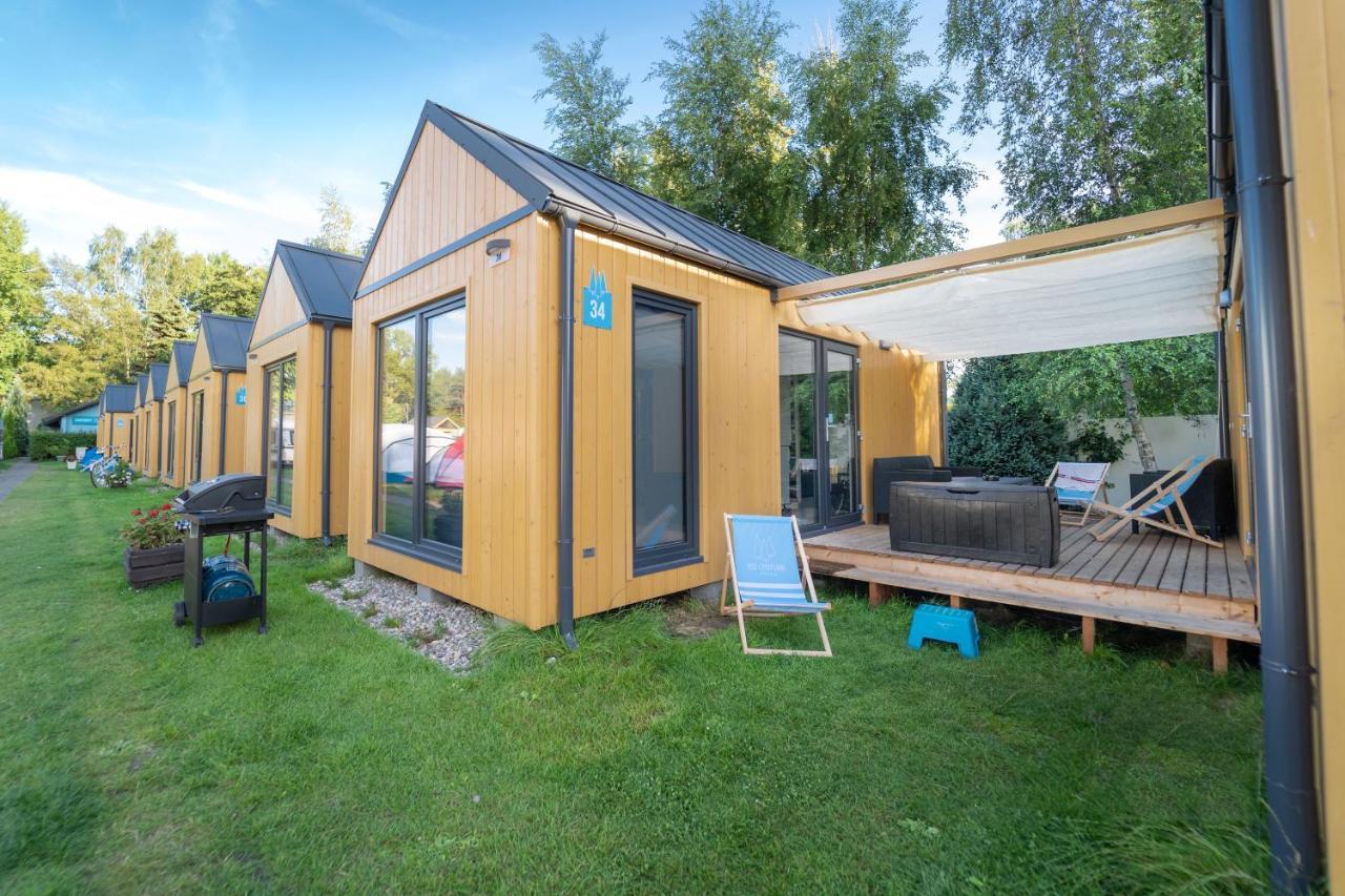 Pod Cyprysami - Surf & Family Resort Ястарня Экстерьер фото