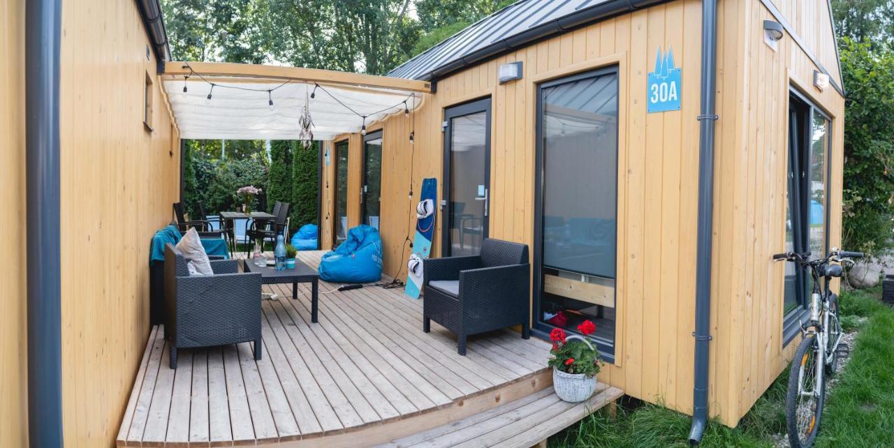 Pod Cyprysami - Surf & Family Resort Ястарня Экстерьер фото