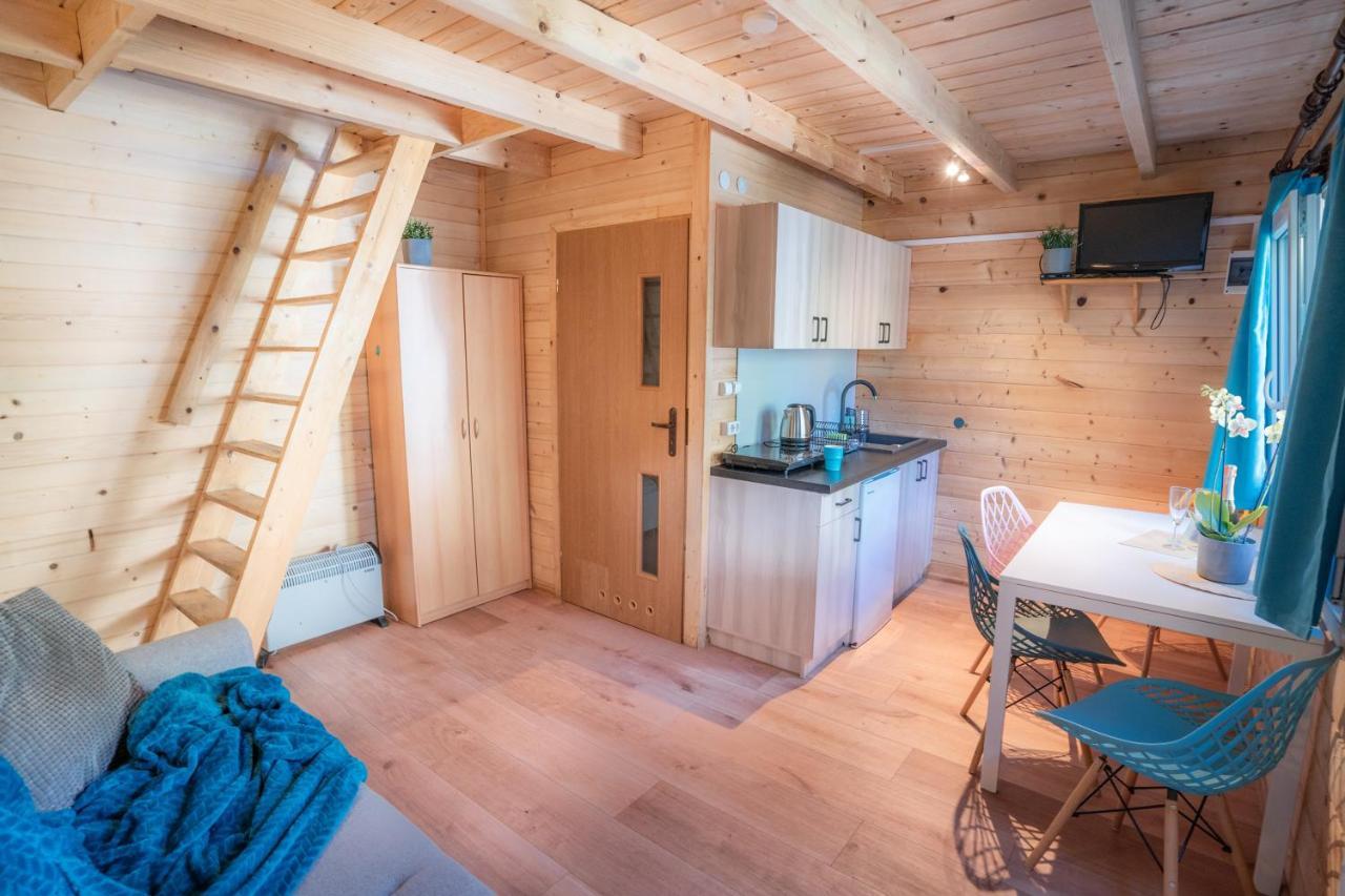 Pod Cyprysami - Surf & Family Resort Ястарня Экстерьер фото