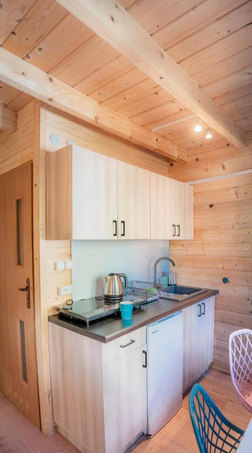 Pod Cyprysami - Surf & Family Resort Ястарня Экстерьер фото